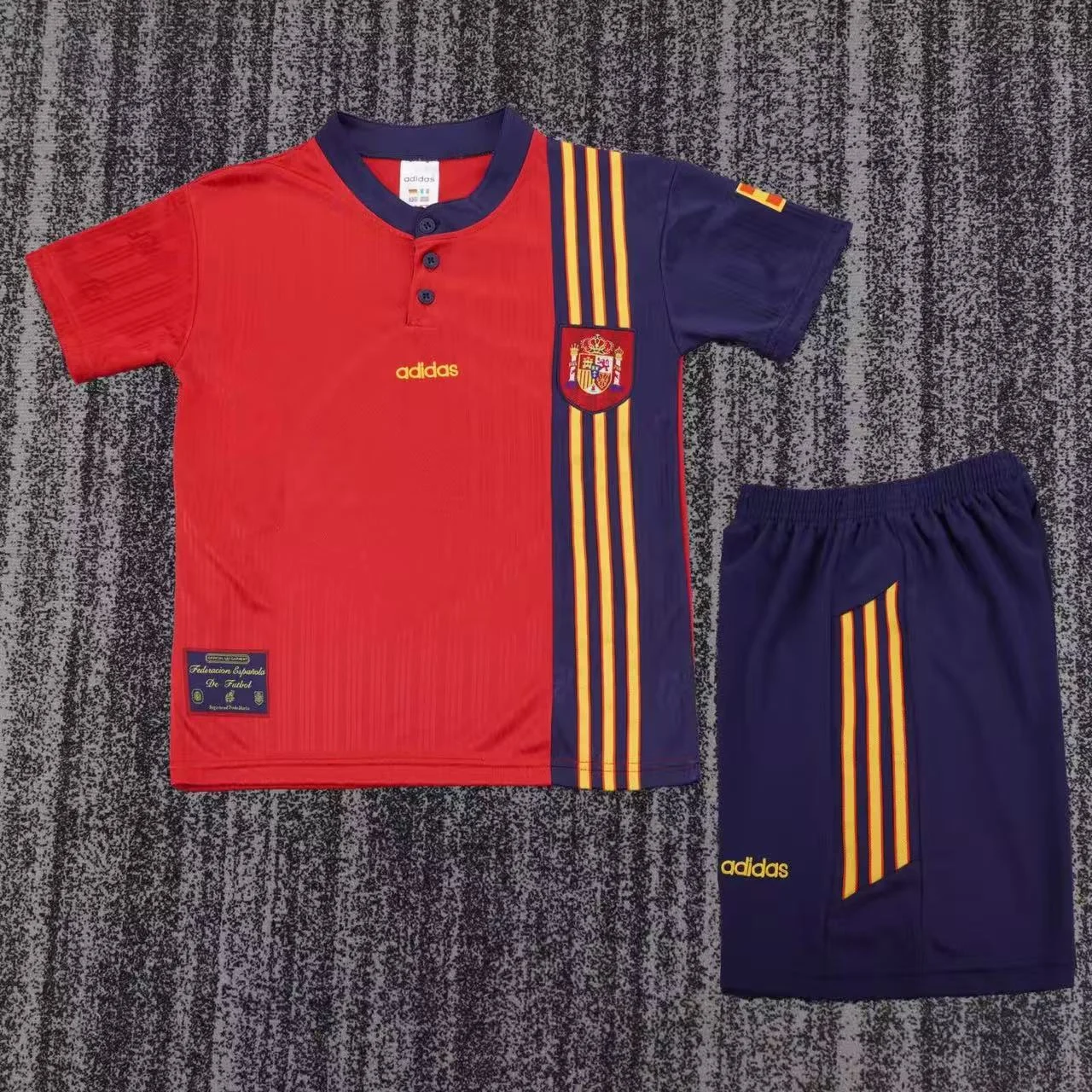 1996 Spain Home Football Shirt Kids Size