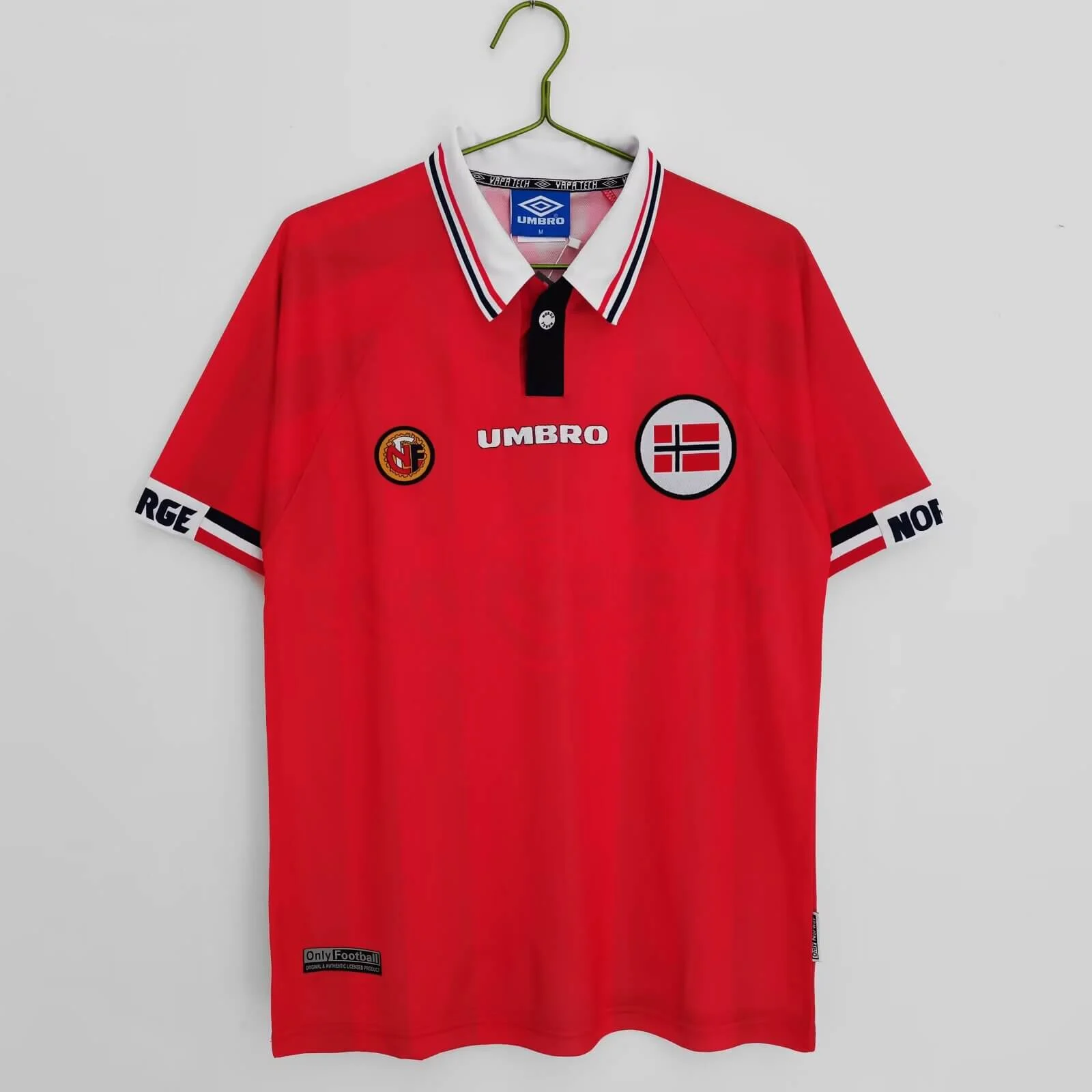 1998 Retro Norway Home Football Shirt